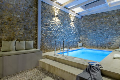 Dip a Toe in the Water Apartment in Plaka