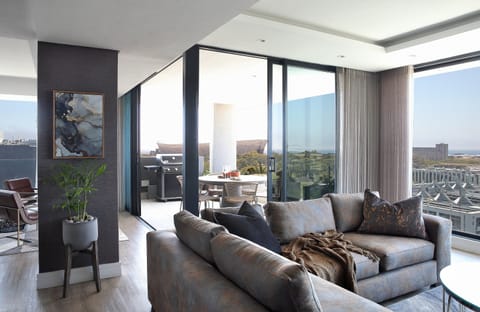 The Height of Glamour Apartment in Cape Town