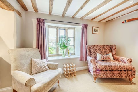 Warm Your Soul Apartment in Cotswold District