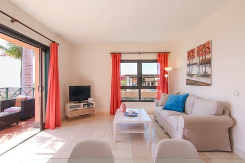 Island Rose Apartment in Comarca Sur