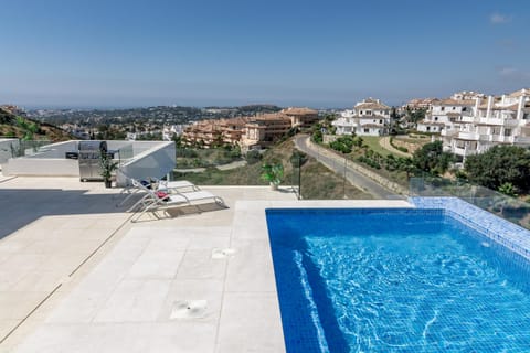 Turquoise in the Sky Apartment in Marbella