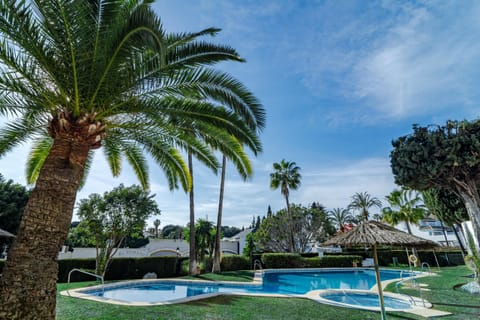 Palm Trees & Paella Apartment in Marbella