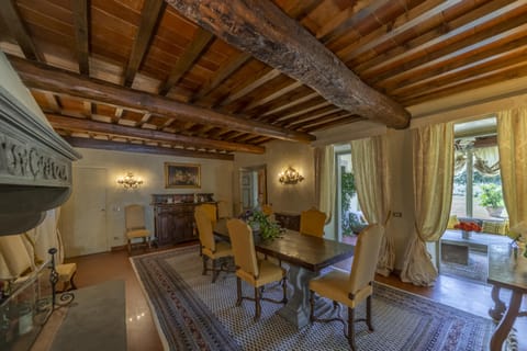 Viti House Apartment in Florence