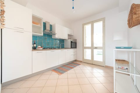 Sicilian Shores Apartment in Santa Maria del Focallo