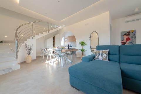 Ocean Springs Apartment in Fontane Bianche