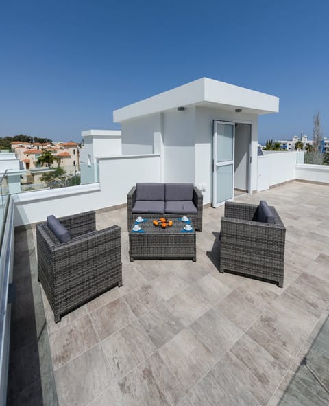 Green Bay Blue View Condominio in Protaras