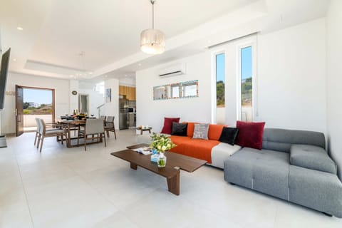 Coastal Cove Apartment in Protaras