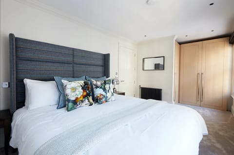 Covent Carousel Apartment in City of Westminster