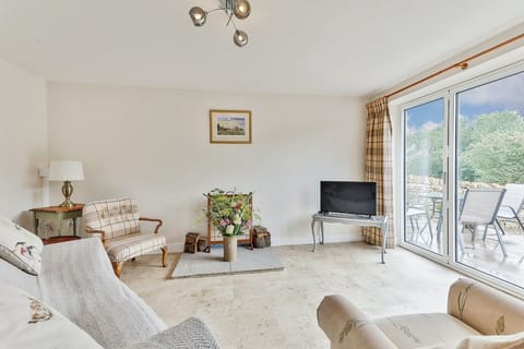 Barn Owl's Hollow Apartment in England
