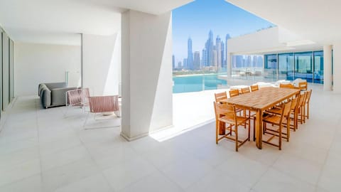 Glitz & Glamour  Apartment in Dubai