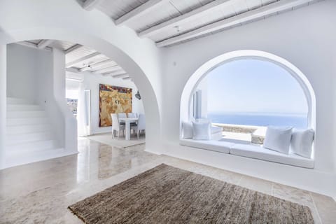 Ivory Maze Apartment in Mykonos, Mikonos 846 00, Greece