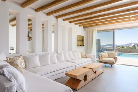 Chic in White & Blue  Apartment in Mykonos