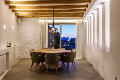 Chic in White & Blue  Apartment in Mykonos