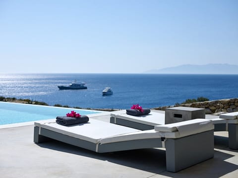 Blue Sky Paradise Apartment in Mykonos, Mikonos 846 00, Greece