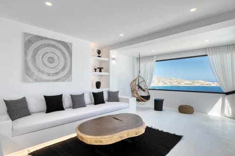 The Viewing Room Apartment in Mykonos, Mikonos 846 00, Greece