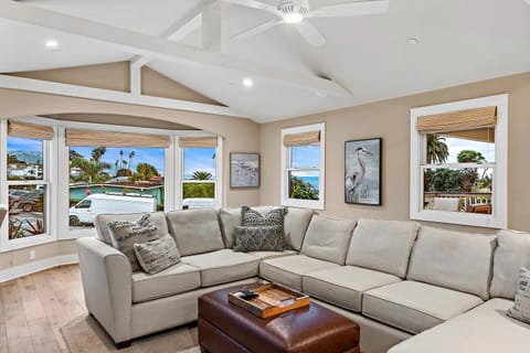 Amber Sea Apartment in Laguna Beach