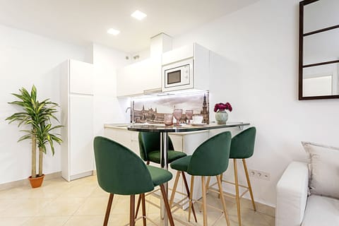 Soft Air Apartment in Seville