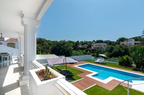 A Bobby Dazzler Apartment in Marbella