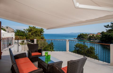 The Honey Harvest Apartment in Selca, Brač