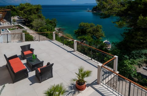 The Honey Harvest Apartment in Selca, Brač