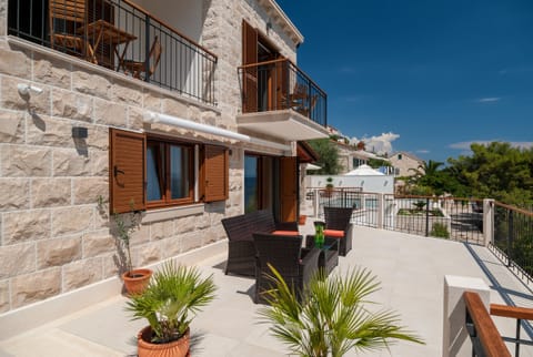 The Honey Harvest Apartment in Selca, Brač