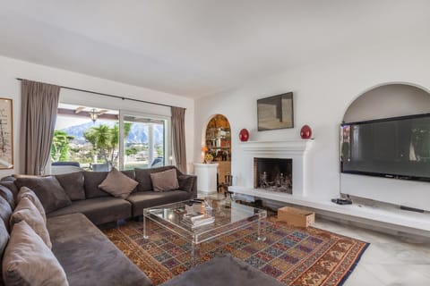 Montaña Flores Apartment in Marbella