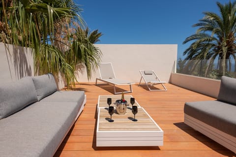 Ibizan Summer Hits Apartment in Ibiza