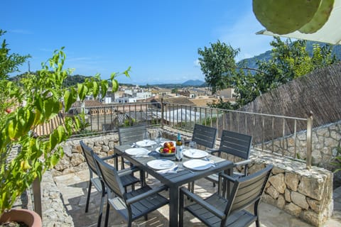 Palms & Stone Apartment in Pollença