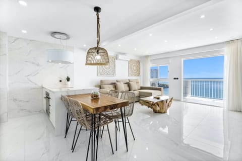 Whiter Shade of Pale  Apartment in Benidorm