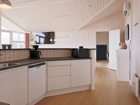 Barefoot Escape Apartment in Væggerløse