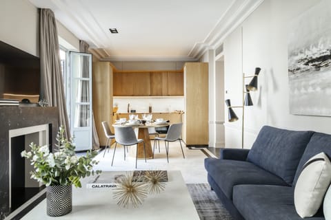 Modern Nouveau Apartment in Madrid