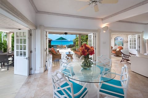 Bajan Breeze Apartment in Saint James