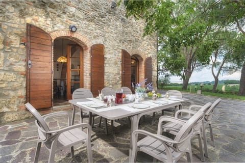 Sunshine Burst Apartment in Umbria