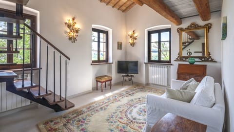 Animal Kingdom Apartment in Marche