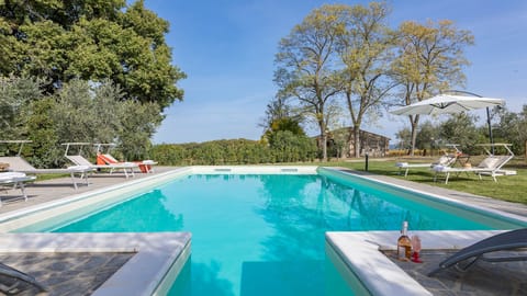 The Hazelnut Harvest Apartment in Umbria