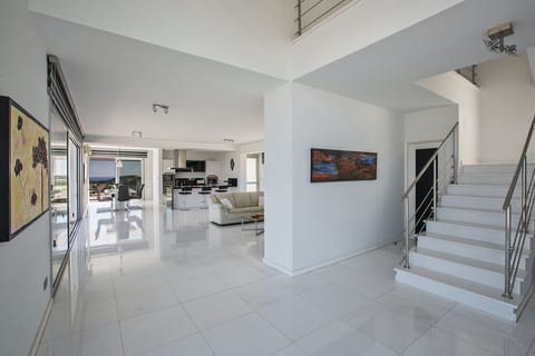 Stone & Cerulean Apartment in Protaras