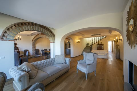 Panzano Panoramas Apartment in Tuscany