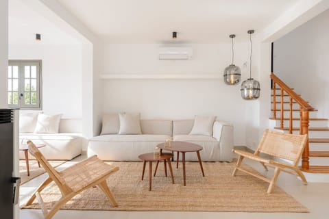 Pretty Green Eyes  Apartment in Ibiza