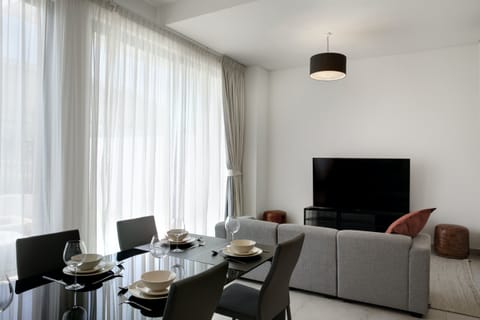 Monochrome Charm Apartment in Ras al Khaimah