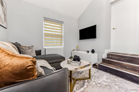 Golden Grey Apartment in Sidcup