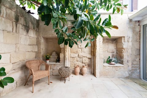 Earth of Gardenly Delights Apartment in Lecce