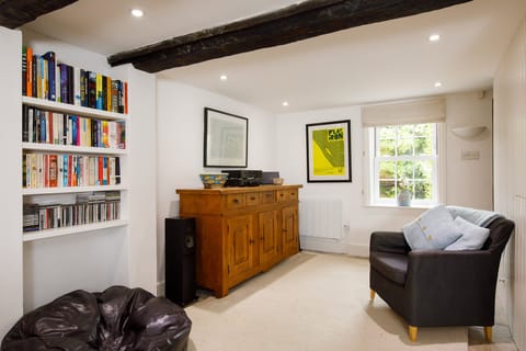 Quay House Apartment in Chichester District