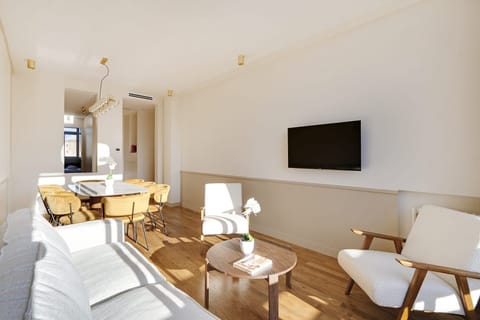 Soleil d’Or Apartment in Paris