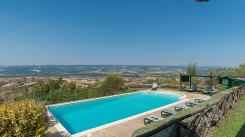 New Old World Apartment in Umbria