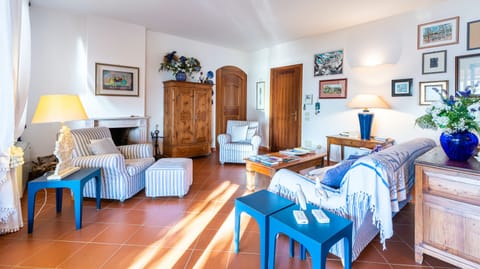 Depths of Joy Apartment in Torri del Benaco