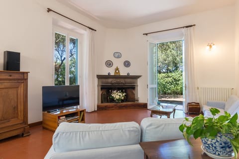 Where the Sea Meets the Sky Apartment in Tuscany