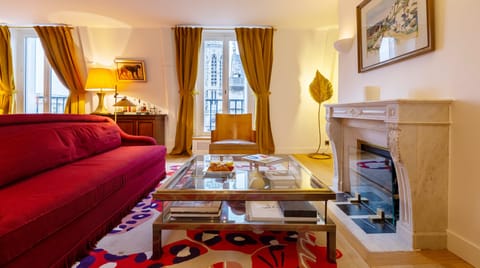 Louvre Luck Apartment in Paris