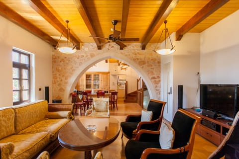 Venetian Owl Apartment in Chania