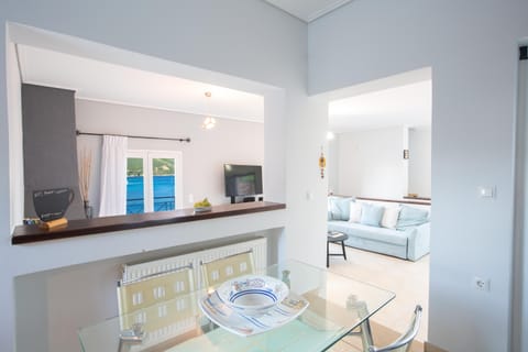 Azure Horizon Apartment in Lefkada, Lefkada Municipality, Greece