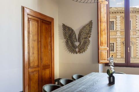 Starry Eyes Apartment in Rome